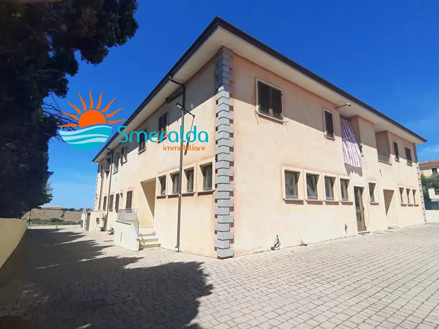 Immagine 25 di Appartamento in vendita  in Via Petra Bianca angolo vi Asinara a Trinità D'agultu E Vignola