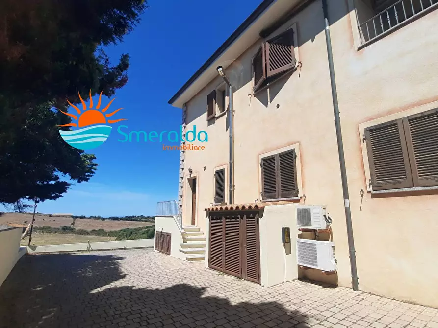 Immagine 26 di Appartamento in vendita  in Via Petra Bianca angolo vi Asinara a Trinità D'agultu E Vignola