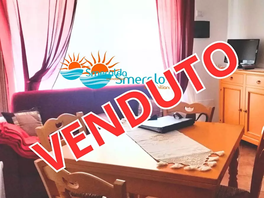 Immagine 1 di Appartamento in vendita  in via goceano a Olbia