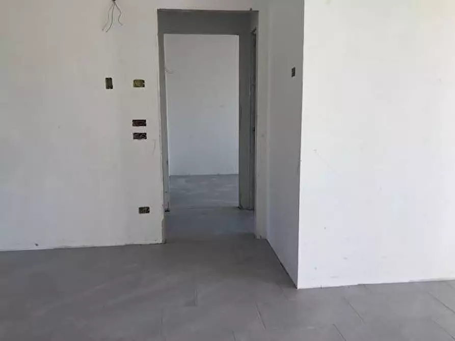 Immagine 17 di Appartamento in vendita  in via verona a Calvenzano