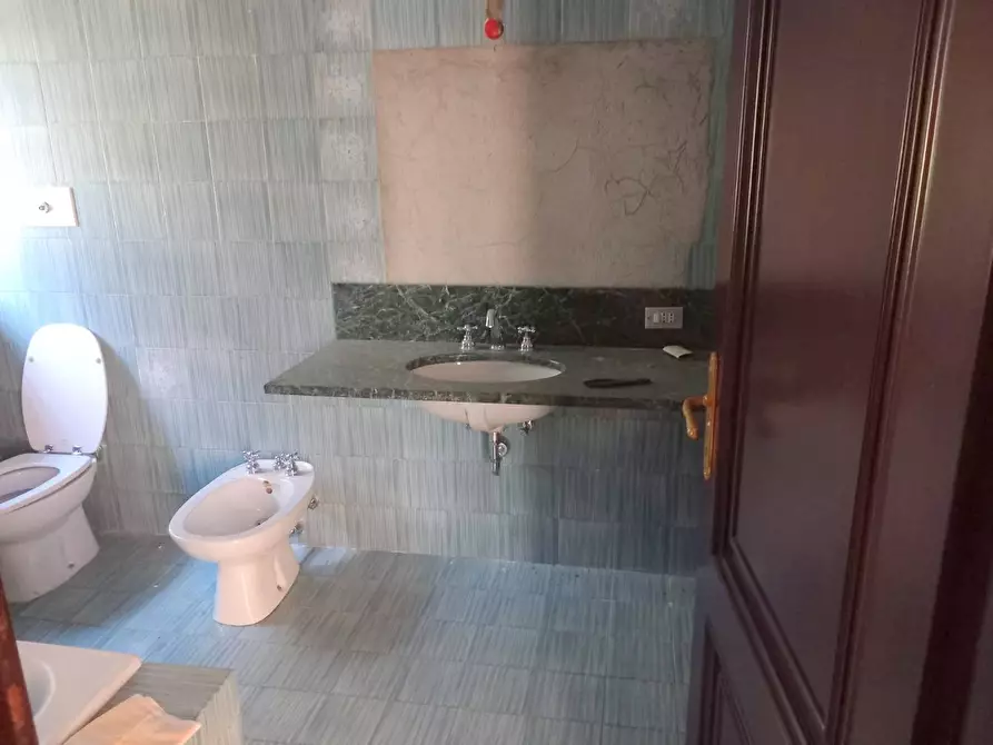 Immagine 22 di Villa in vendita  in via bergamo a Capriate San Gervasio