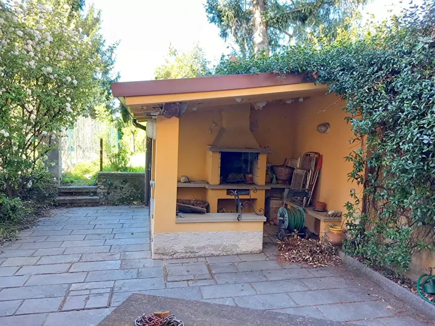 Immagine 5 di Villa in vendita  in via bergamo a Capriate San Gervasio