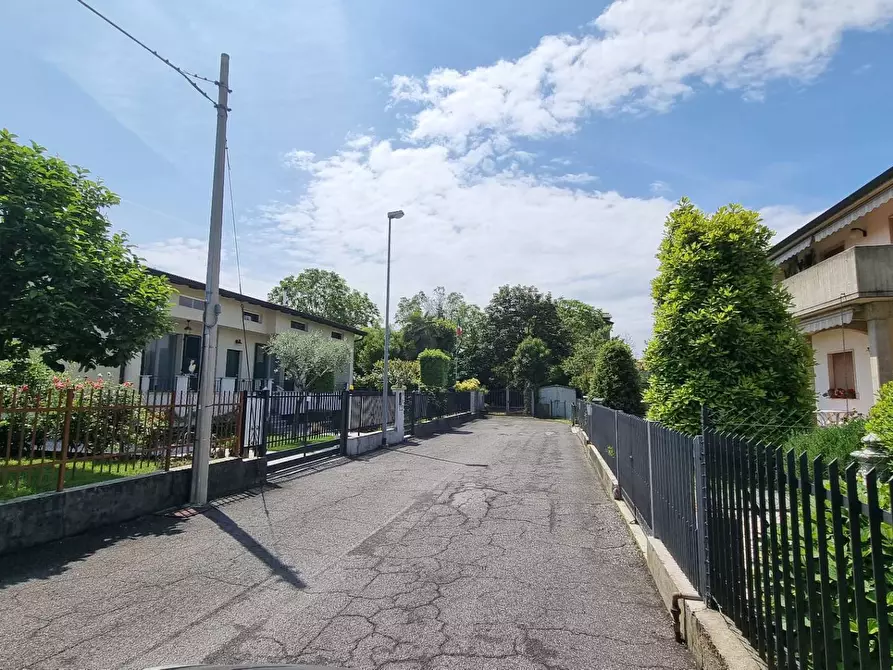 Immagine 3 di Terreno residenziale in vendita  in via buonarrotti a Osio Sopra