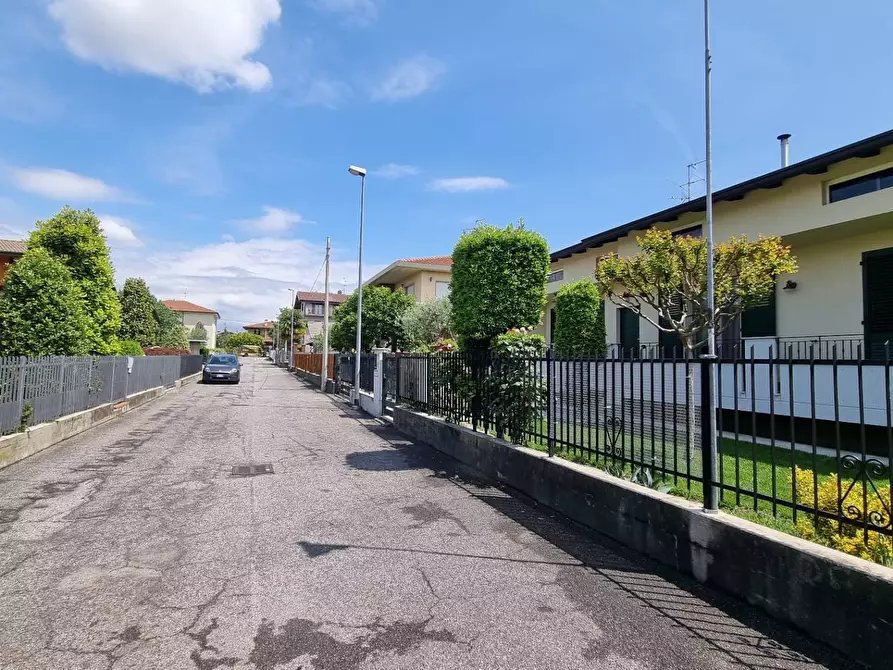 Immagine 6 di Terreno residenziale in vendita  in via buonarrotti a Osio Sopra