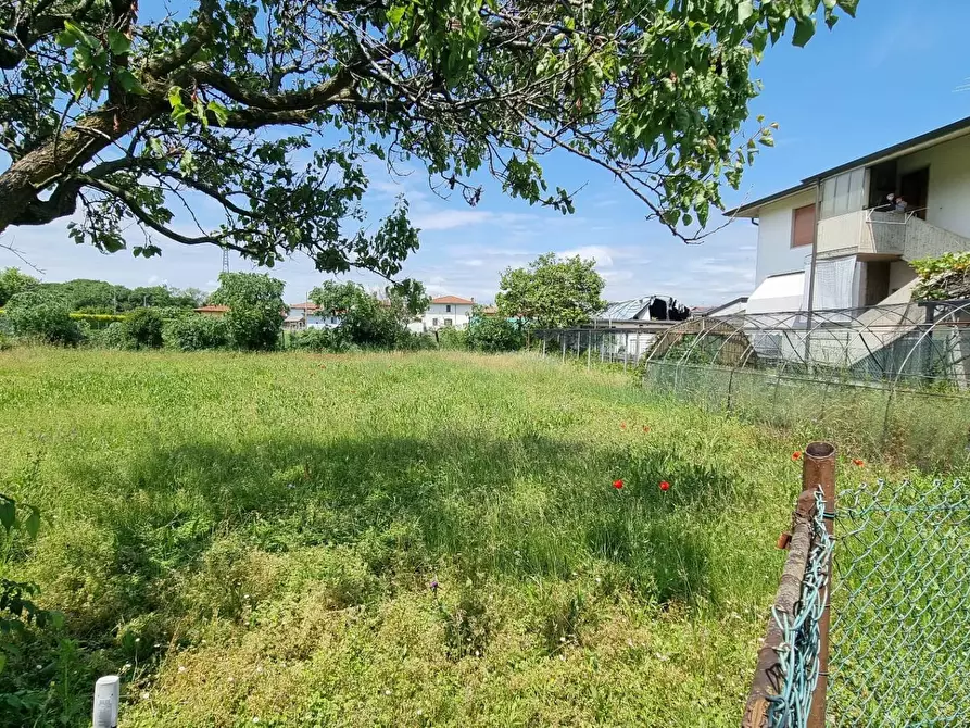Immagine 12 di Terreno residenziale in vendita  in via buonarrotti a Osio Sopra