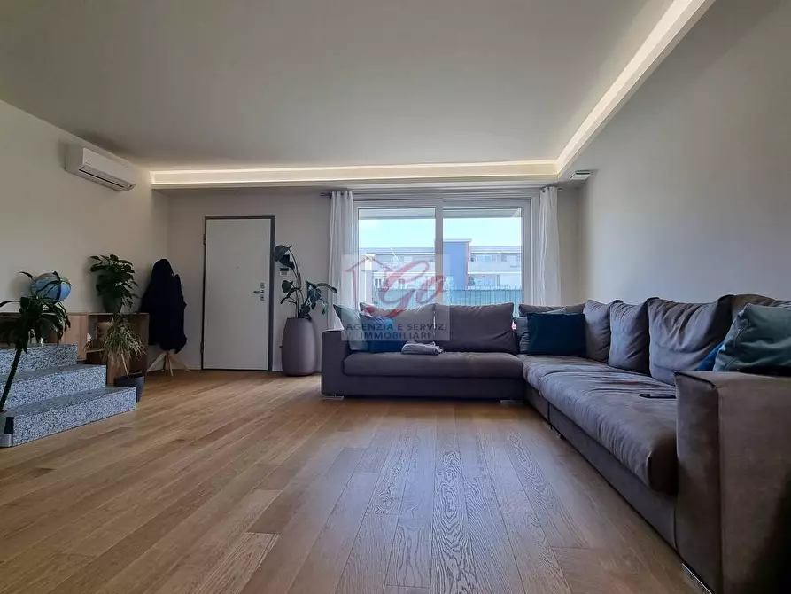 Immagine 3 di Villa in vendita  in via chiesa a Pozzo D'adda