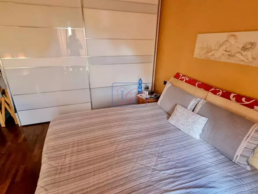 Immagine 19 di Appartamento in vendita  in via silvio pellico a Trezzo Sull'adda