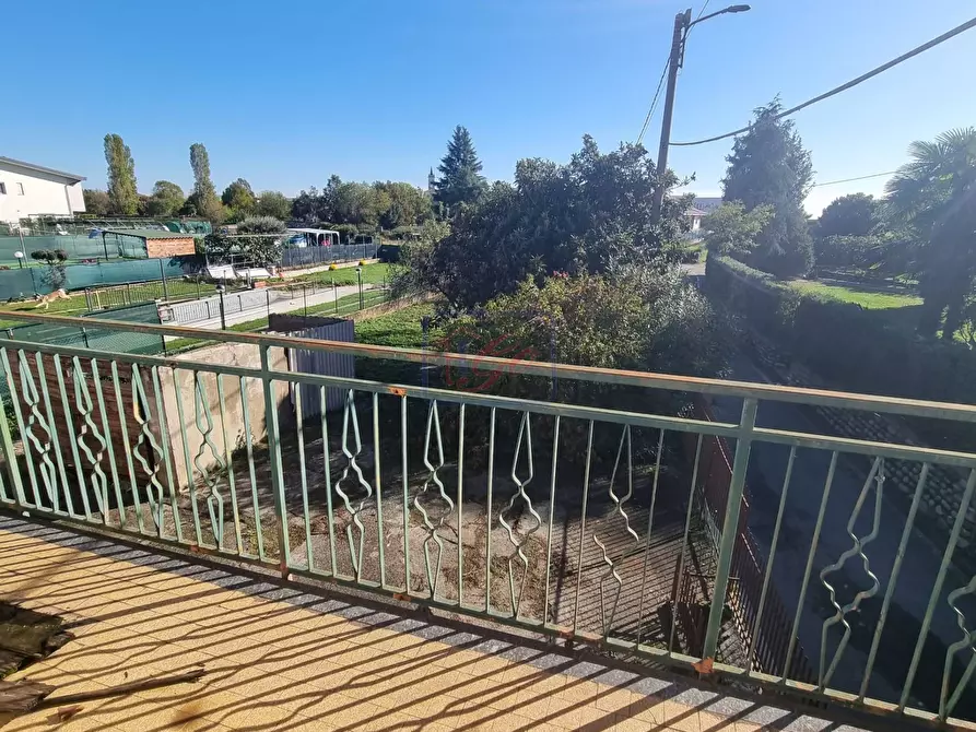 Immagine 14 di Casa semindipendente in vendita  in Via conciliazione a Bottanuco