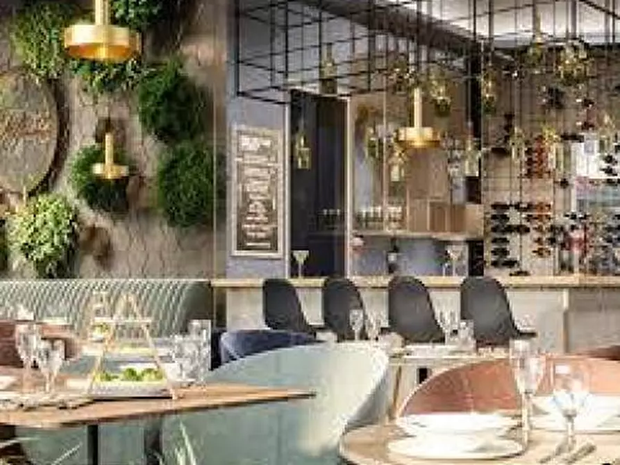 Immagine 5 di Locale commerciale in vendita  in via milano a Cassano D'adda