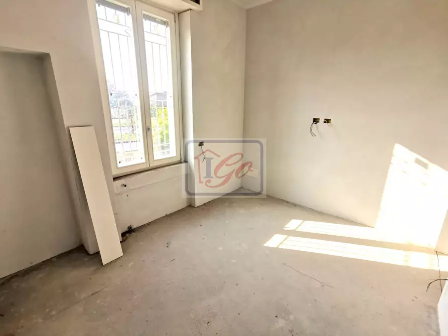 Immagine 26 di Villa in vendita  in Via Roma a Capriate San Gervasio