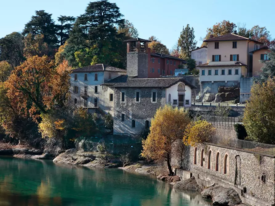 Immagine 9 di Palazzo in vendita  in Via Cialdini a Brembate