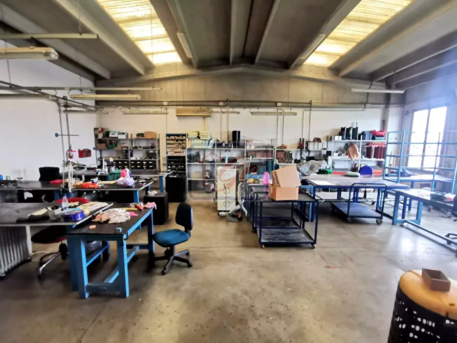 Immagine 12 di Capannone industriale in vendita  in Via Giuseppe di Vittorio a Trezzo Sull'adda