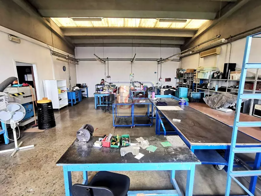 Immagine 18 di Capannone industriale in vendita  in Via Giuseppe di Vittorio a Trezzo Sull'adda