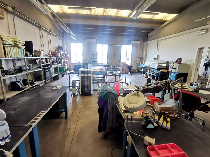 Immagine 14 di Capannone industriale in vendita  in Via Giuseppe di Vittorio a Trezzo Sull'adda