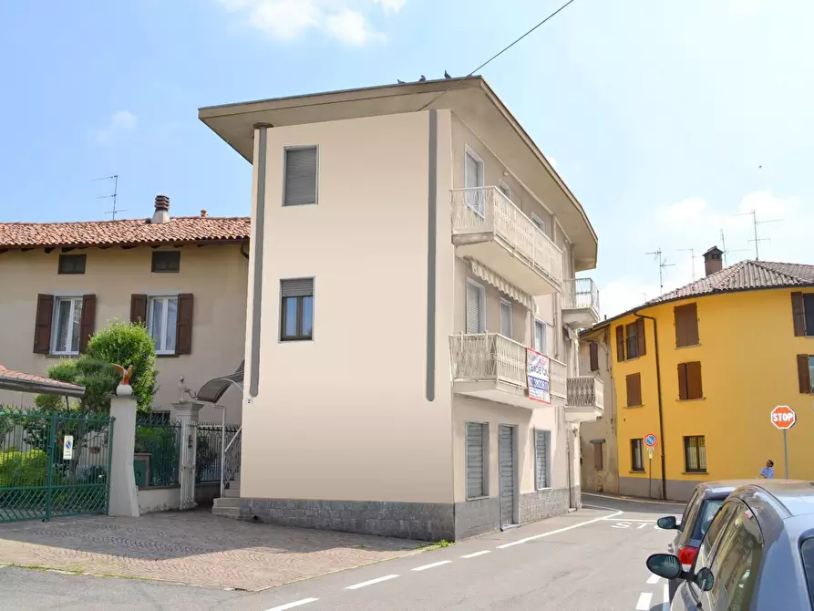 Immagine 2 di Appartamento in vendita  in via fontanelle a Suisio