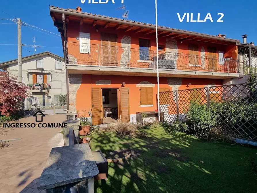 Immagine 1 di Villa in vendita  in via dei mille a Bonate Sopra
