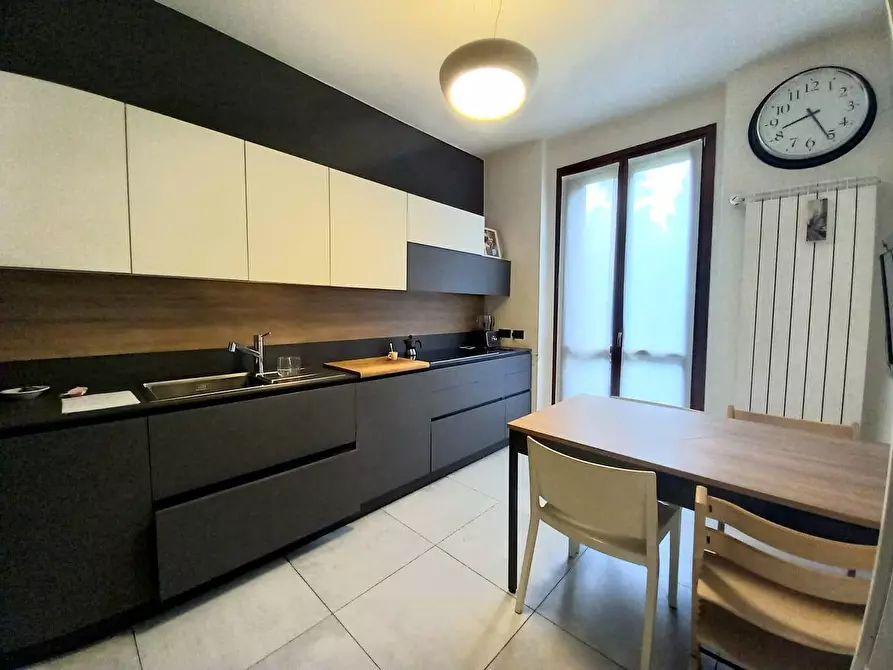 Immagine 14 di Villa in vendita  in va san francesco a Busnago