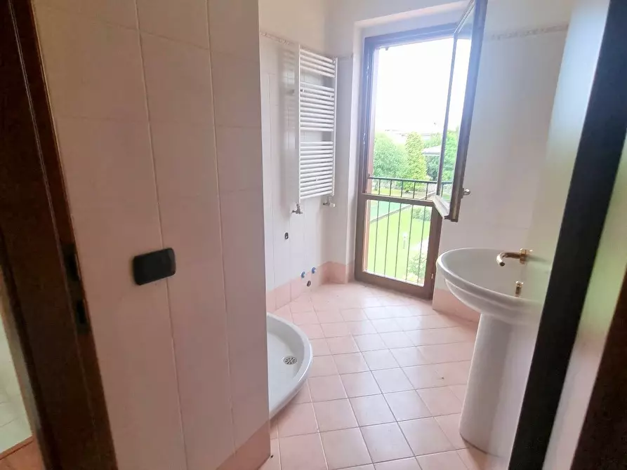 Immagine 21 di Appartamento in vendita  in via valtrighe a Terno D'isola