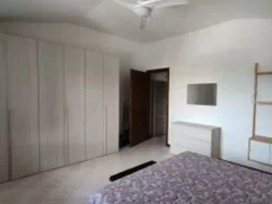 Immagine 10 di Appartamento in vendita  in via vittorio veneto a Bonate Sotto