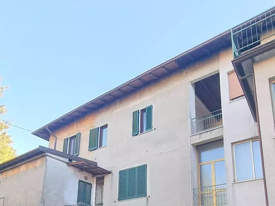 Immagine 2 di Appartamento in vendita  in via puccini a Ponte San Pietro