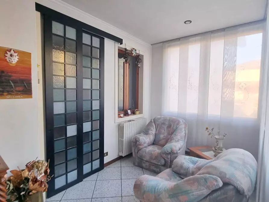 Immagine 8 di Appartamento in vendita  in via puccini a Ponte San Pietro