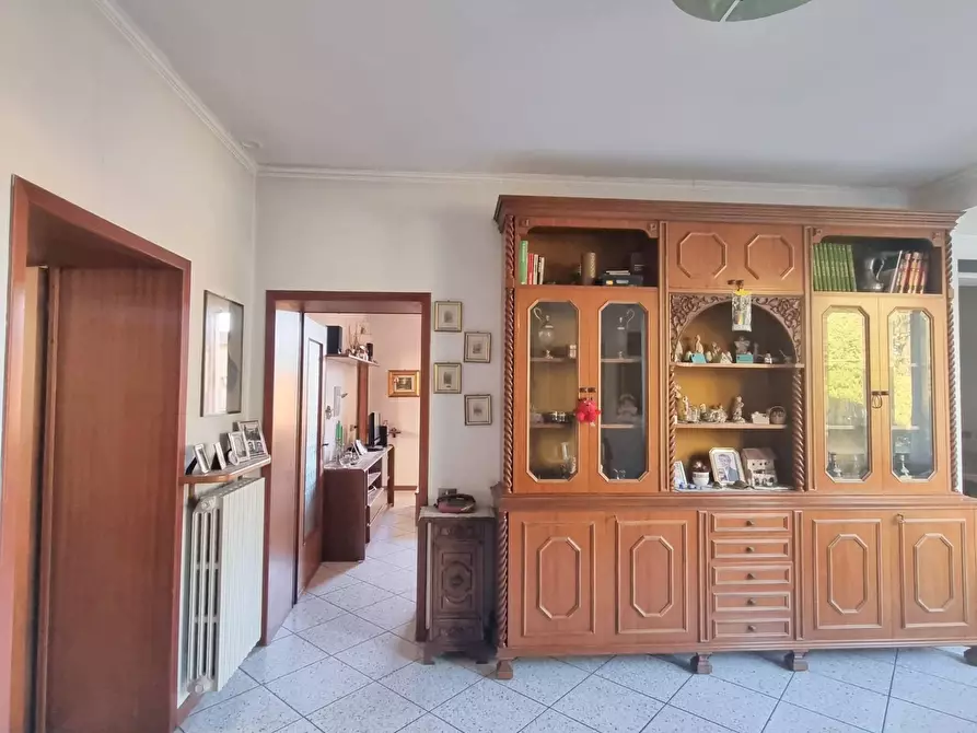 Immagine 5 di Appartamento in vendita  in via puccini a Ponte San Pietro