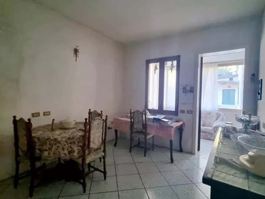 Immagine 21 di Appartamento in vendita  in via puccini a Ponte San Pietro