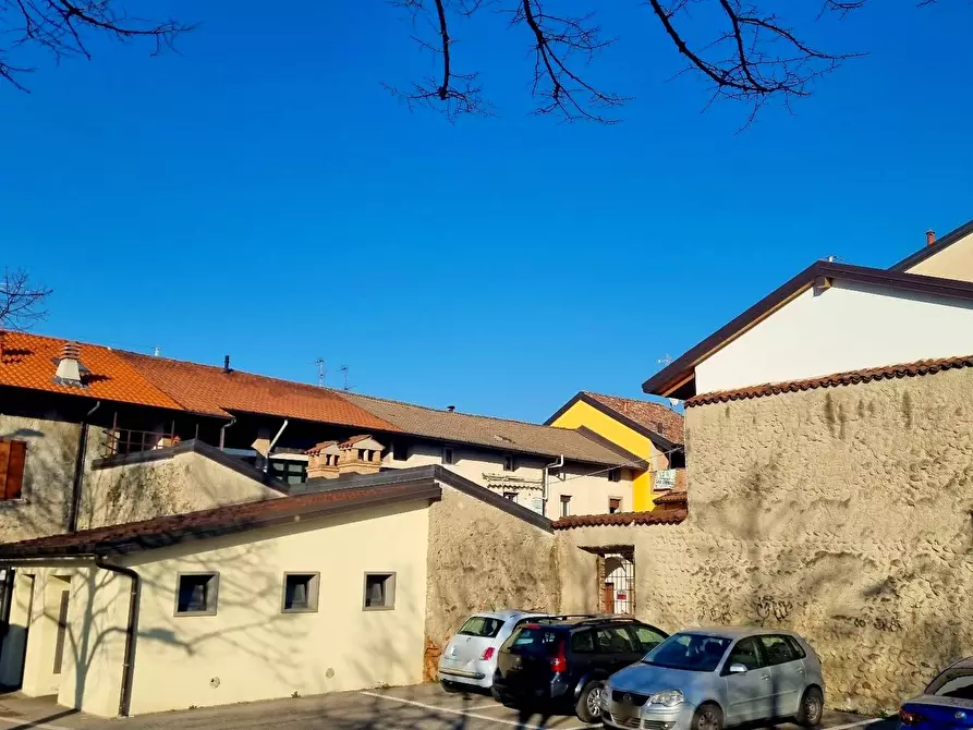 Immagine 25 di Casa semindipendente in vendita  in via trieste a Bonate Sotto