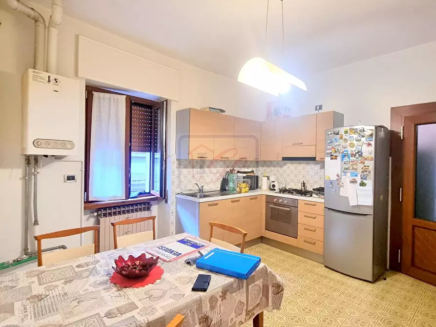 Immagine 6 di Appartamento in vendita  in via gramsci a Trezzo Sull'adda