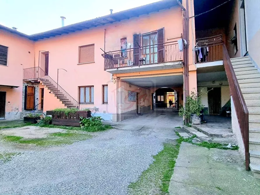 Immagine 19 di Appartamento in vendita  in via gramsci a Trezzo Sull'adda