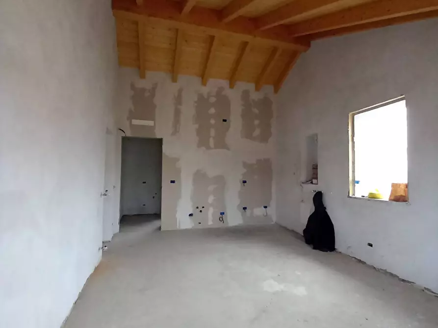 Immagine 4 di Appartamento in vendita  in bel gioioso a Busnago