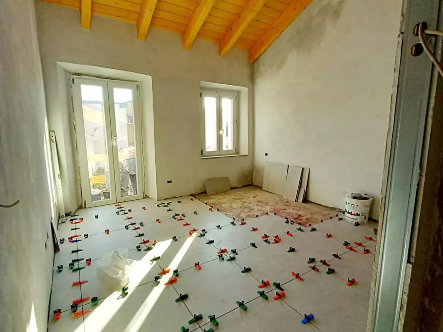 Immagine 1 di Appartamento in vendita  in bel gioioso a Busnago