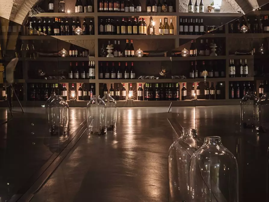 Immagine 3 di Locale commerciale in vendita  a Buti