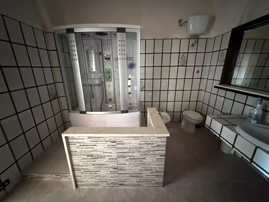 Immagine 19 di Appartamento in vendita  a Vicopisano