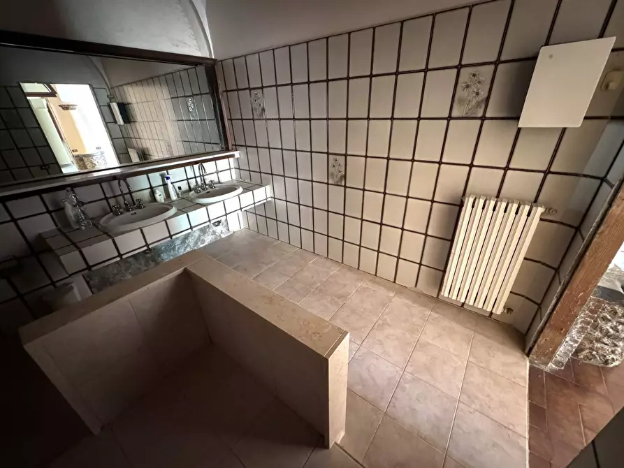 Immagine 21 di Appartamento in vendita  a Vicopisano