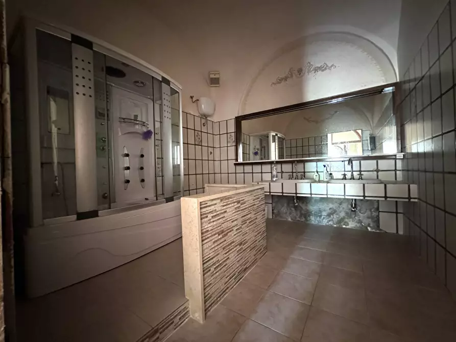 Immagine 22 di Appartamento in vendita  a Vicopisano