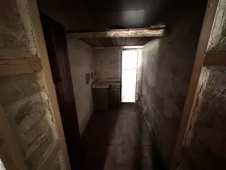 Immagine 16 di Appartamento in vendita  a Vicopisano