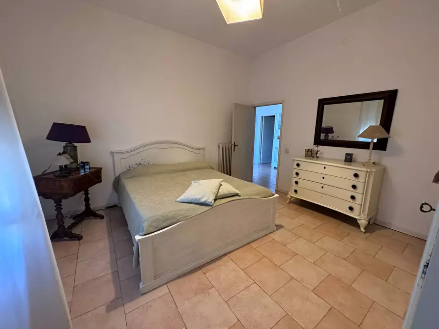 Immagine 12 di Casa indipendente in vendita  a Santa Maria A Monte