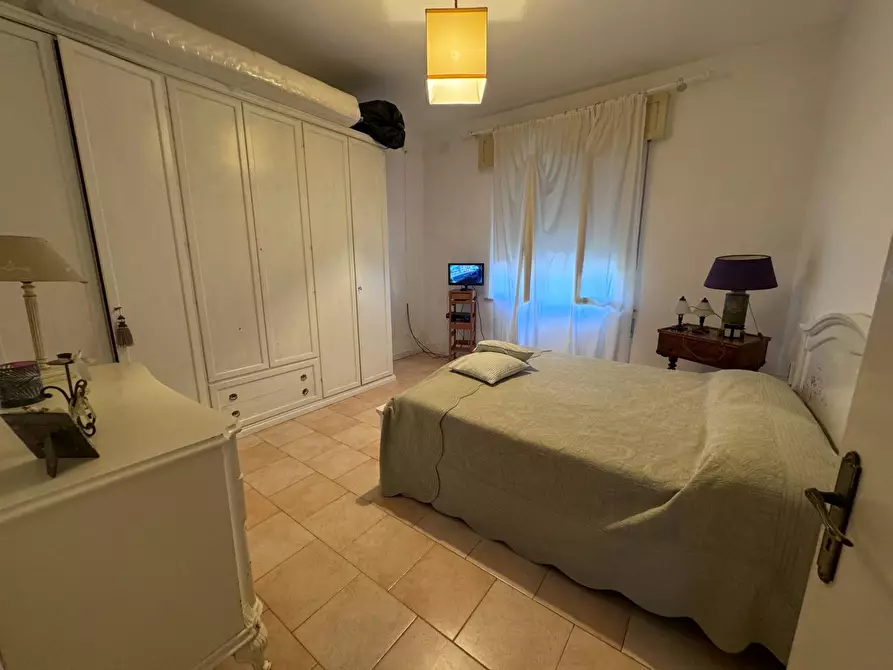 Immagine 10 di Casa indipendente in vendita  a Santa Maria A Monte