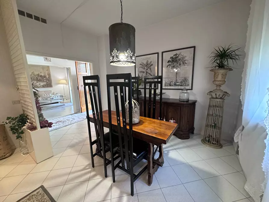 Immagine 29 di Casa indipendente in vendita  a Santa Maria A Monte