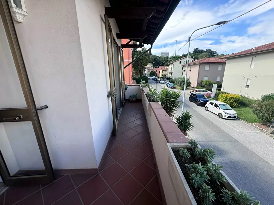 Immagine 17 di Casa indipendente in vendita  a Santa Maria A Monte