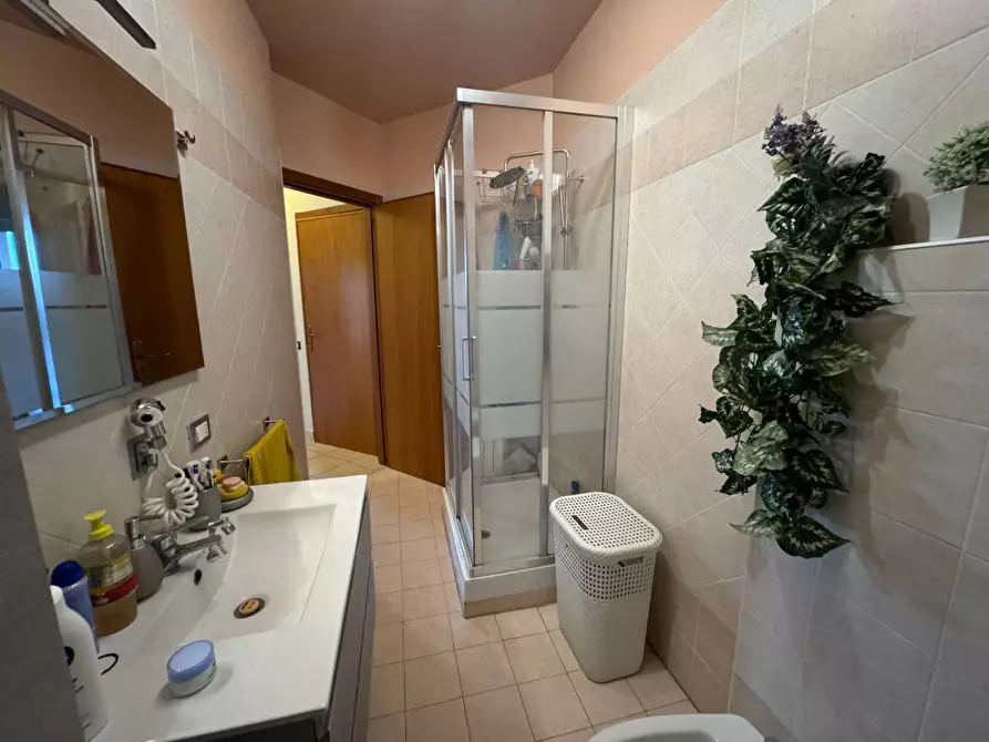 Immagine 7 di Casa indipendente in vendita  a Santa Maria A Monte