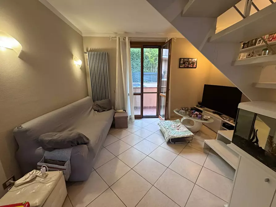 Immagine 18 di Casa indipendente in vendita  a Santa Maria A Monte