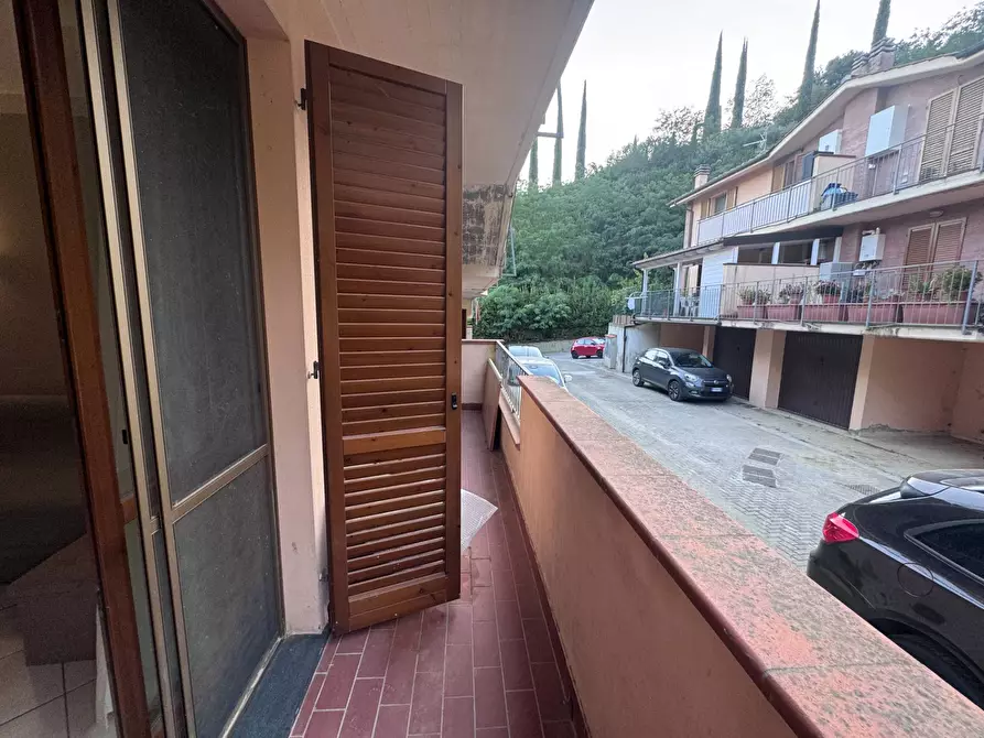 Immagine 21 di Casa indipendente in vendita  a Santa Maria A Monte