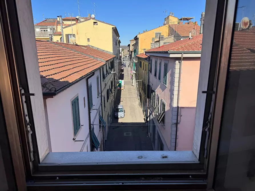 Immagine 1 di Appartamento in vendita  a Pontedera