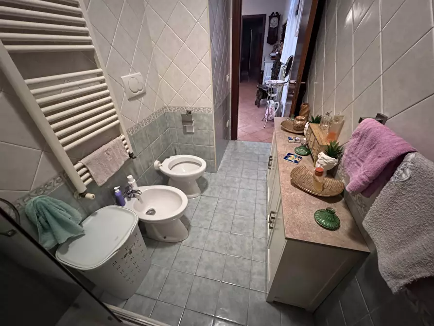 Immagine 11 di Appartamento in vendita  a Santa Maria A Monte