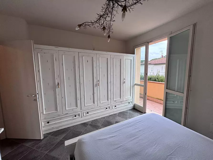 Immagine 24 di Villa in vendita  in VIA FRANCESCA SUD a Santa Maria A Monte