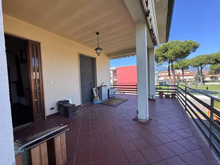 Immagine 2 di Camera in vendita  a Calcinaia