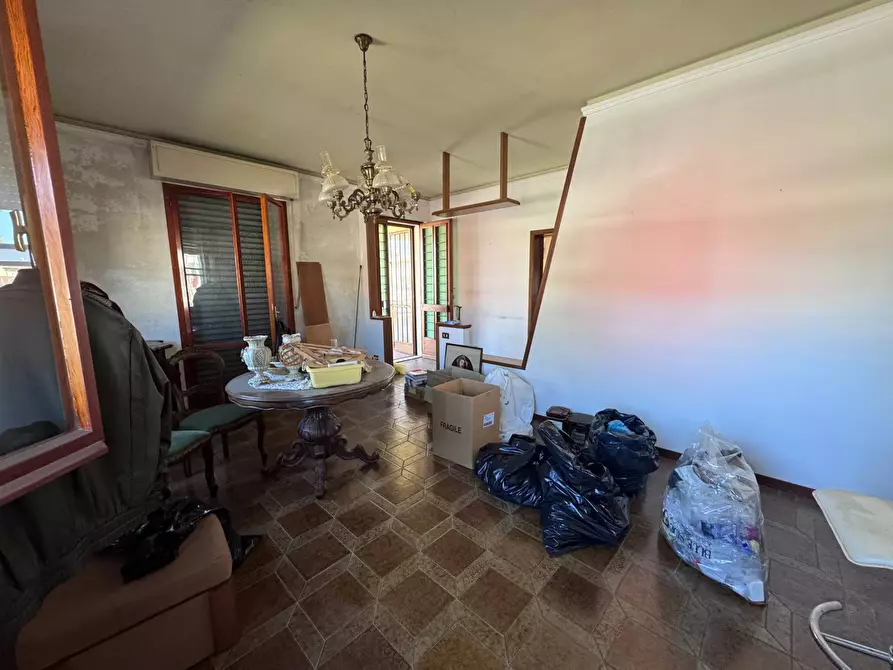 Immagine 7 di Camera in vendita  a Calcinaia