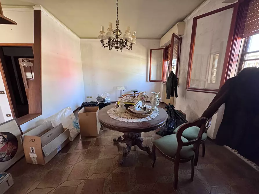 Immagine 6 di Camera in vendita  a Calcinaia